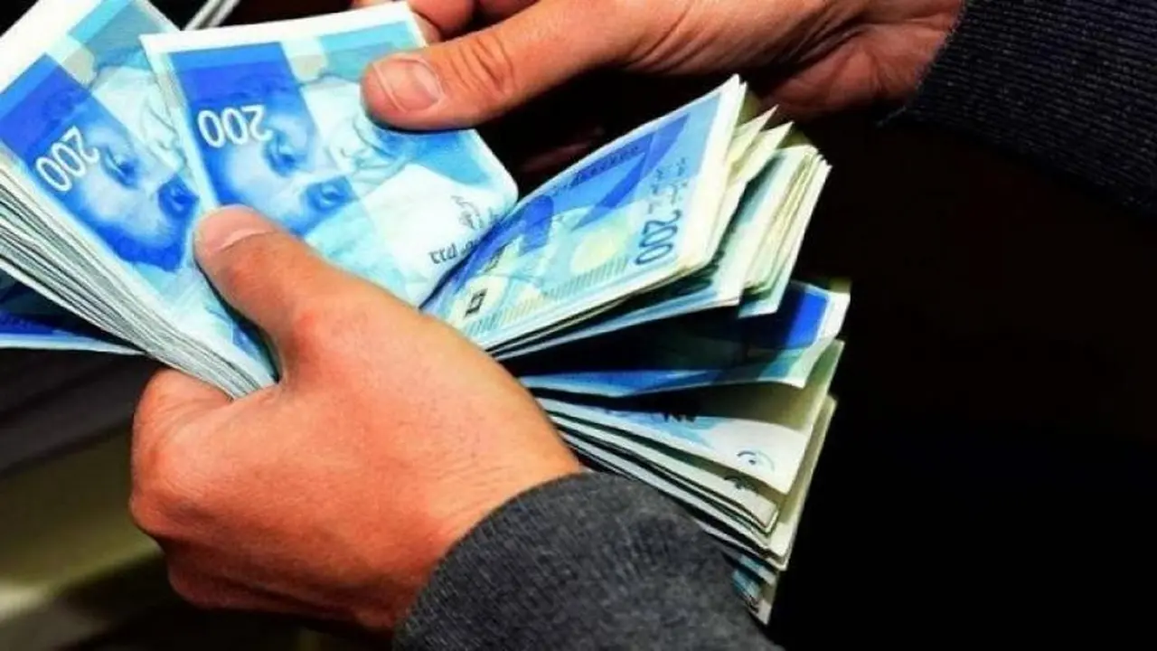 تحديثات الصرف.. تذبذب أسعار العملات الأجنبية مقابل الشيكل في تعاملات اليوم